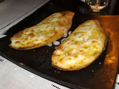 090207-fg9 Golden Garlic Butter Bread, I think it is free if u order any maincourse