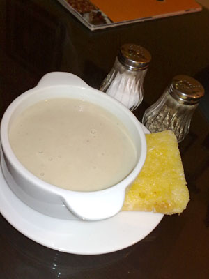 Mushroom Soup with Garlic Bread